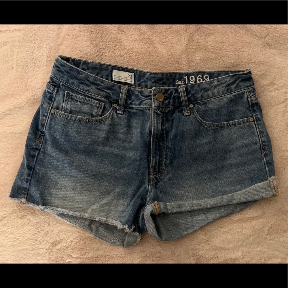 Gap Jean Shorts size 28